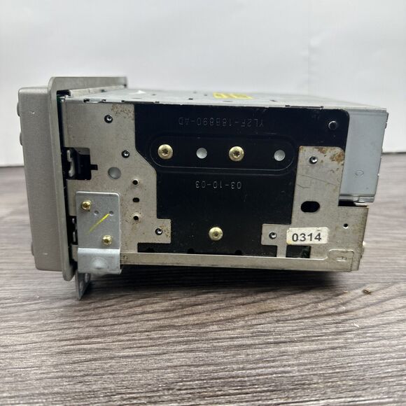 2003 LINCOLN Navigator‎ AM FM Radio Stereo 6 Disc Changer CD Player Factory OEM - Picture 3 of 5